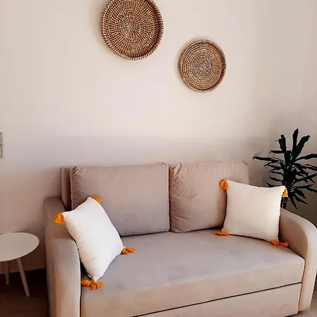 En Lefko Villa *